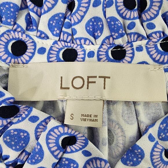 LOFT Blouse Womens Small Blue Geometric Button Popover Ruffle Neck Sleeveless - Picture 8 of 10